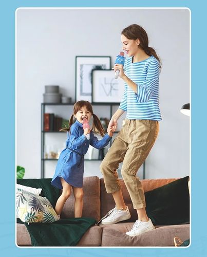 מיקרופון קריוקי K5 עם חיבור BT, אורות צבעוניים, אפקט הד וסוללה נטענת - ורוד