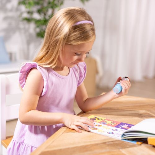Sticker WOW! חוברת מדבקות 24 דפים עם מכשיר הדבקה אוטומטי ו 300 מדבקות - קוקואה הכלב וחיות אחרות
