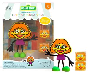 חברים זוהרים באמבטיה רחוב סומסום - שתי קוביות זוהרות במים ובובת חבר ג