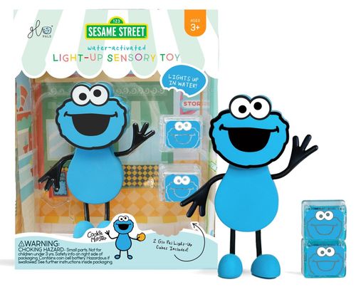 חברים זוהרים באמבטיה רחוב סומסום - שתי קוביות זוהרות במים ובובת חבר עוגי