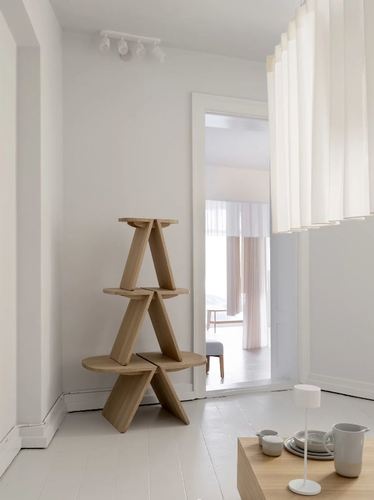 שולחן סלון יפני שחור עץ אלון AVIO table