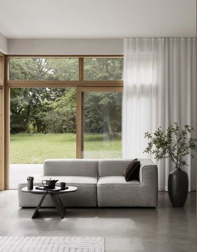 שולחן סלון יפני שחור עץ אלון AVIO table