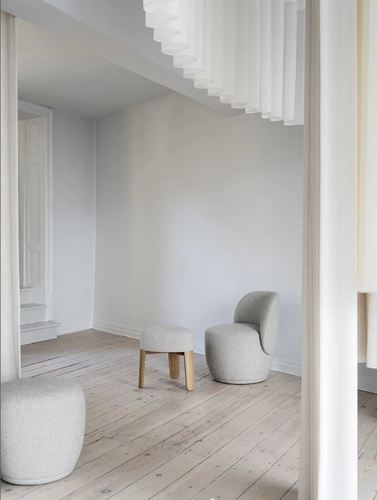  כורסא מסתובבת בוקלה טאופ KUON Swivel armchair