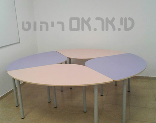 שולחן מודולרי