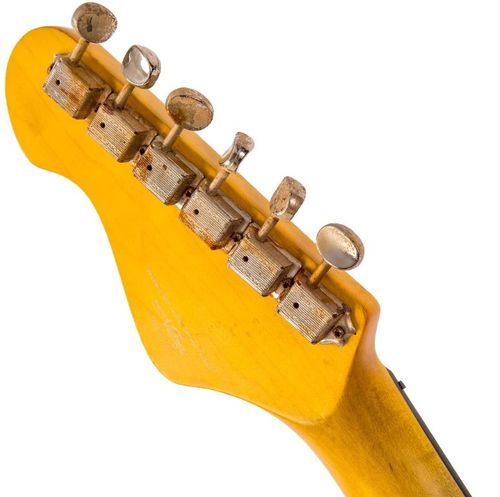 זוית נוספת Vintage V6 ICON Electric Guitar ~ Distressed Firenza Red