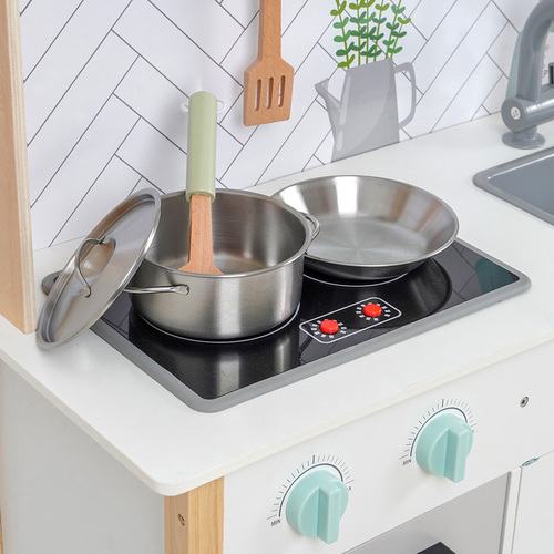 מטבח וינטג’ מעץ דייניז – ‏‏‏‏Dainy’s Wooden Vintage Kitchen