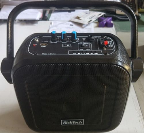 בידורית בלוטוס ניידת ריצטק דגם : RICHTECH RT-52 כוללת 2 מיקרופונים !