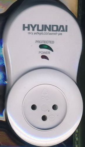 מגן נחשולי מתח וברקים