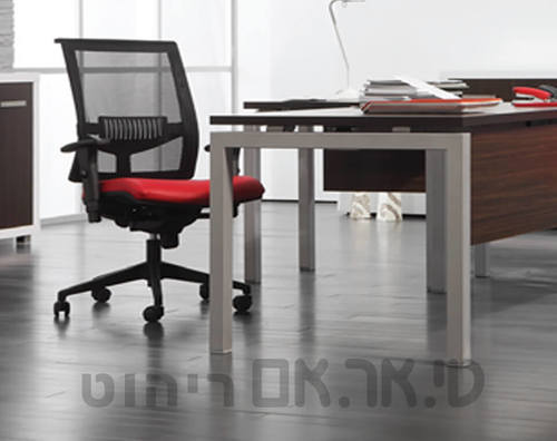 שולחן משרדי דגם הראל