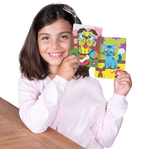 תיק יצירה לילדים: חתול וכלב עם 12 צבעי חול ו 2 תמונות דבק מאוירות