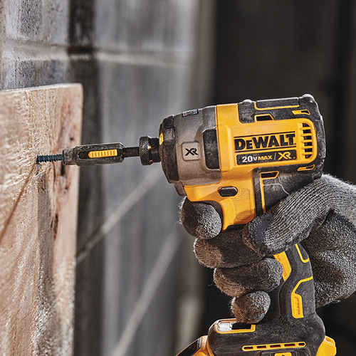 מברגת אימפקט DeWalt 20V דגם DCF845P2 + שתי סוללות 5A +מטען ותיק