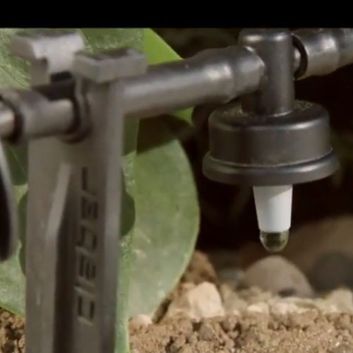 מערכת השקיה סולארית נטענת ל-20 עציצים + משאבה מבית CLABER איטליה