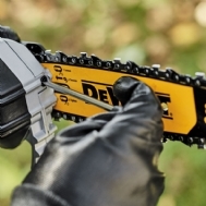 מסור שרשרת טלוסקופי נטען Dewalt DCMPS567N 18V גוף בלבד