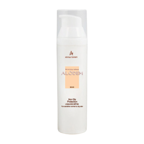 קרם הגנה לפנים קליל ודל שומן SPF 30 בגודל 50 מ