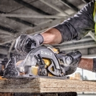 מסור עגול (תולעת) נטען Dewalt DCS577N 54V גוף בלבד !