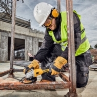 משחזת זווית אלקטרונית DeWalt DWE4357, דיסק 5 אינץ׳, 1700W