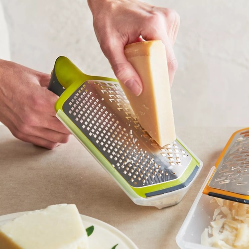 מגרדת Twist Grater - JOSRPH JOSEPH