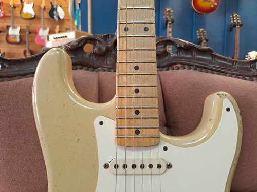 Fender Stratocaster Custom Shop 1957 Relic Desert Sand 2012