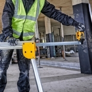 סטנד נייח למסור גרונג/פנדל Dewalt DE7033
