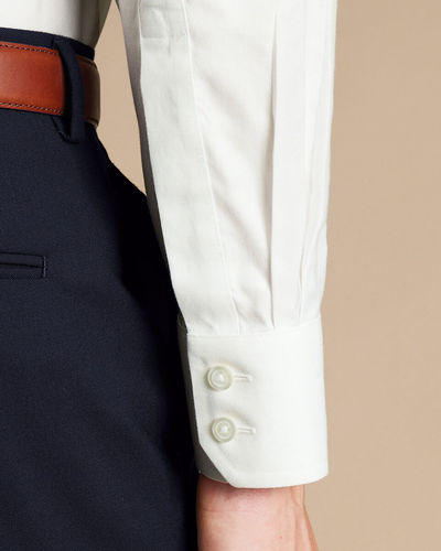 חולצה לבנה טוויל צווארון חתוך גזרת סלים - Twill Slim Fit