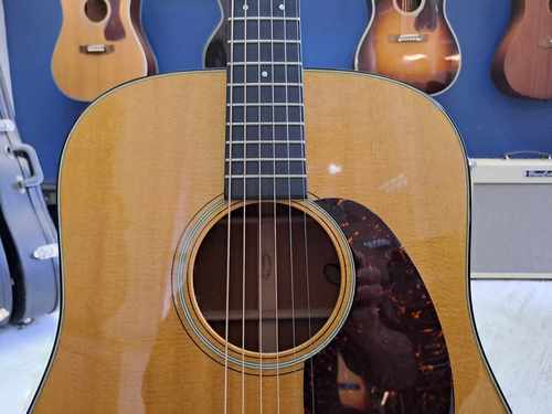Martin D-18 2015