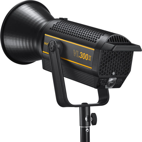 פנס לד Godox VL300II Daylight LED Monolight (320W)