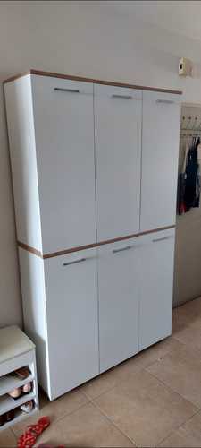 ארון נעליים להיט אפור ופלטה עליונה שחור