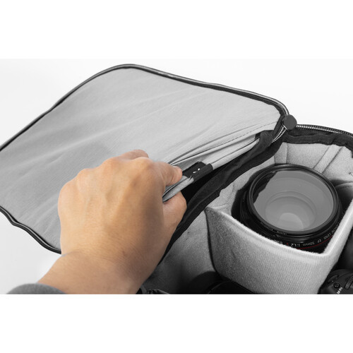 תא אחסון Peak Design Camera Cube V2 SMedium (Small/Medium)