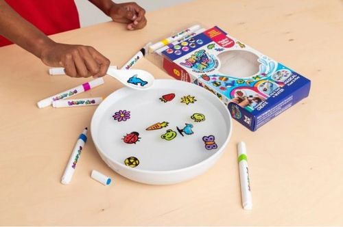 צפצפים: 6 טושים ו 2 שבלונות ליצירת ציורים צפים על גבי מים - גינת הפיות