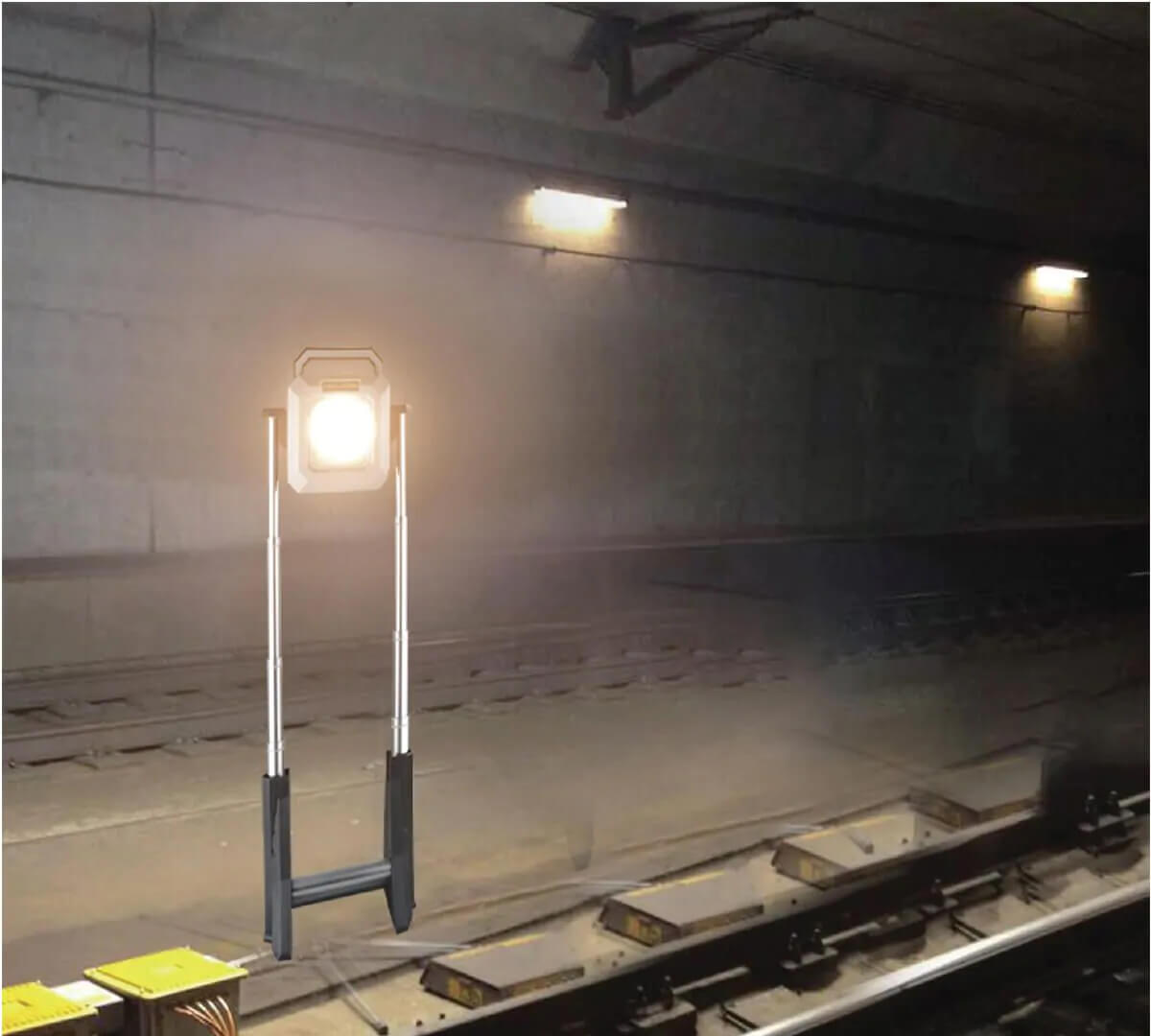 פנס הצפה טלסקופי נטען CCT 50W