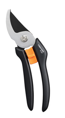 מזמרה מקצועית FISKARS P-121