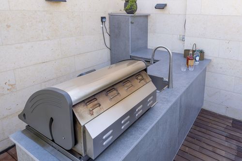 מטבח פינתי Terrazza - שיא האלגנטיות והפונקציונליות לחוויית בישול חוץ יוצאת דופן