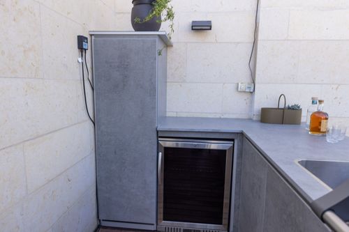 מטבח פינתי Terrazza - שיא האלגנטיות והפונקציונליות לחוויית בישול חוץ יוצאת דופן