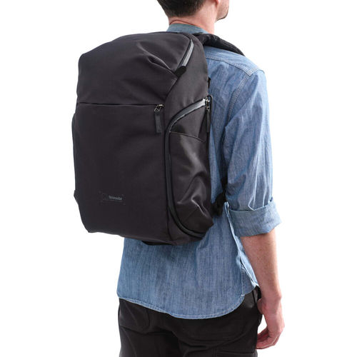 תיק גב Shimoda Designs 520-182 Urban Explore Backpack (Anthracite, 25L)