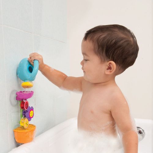 עציץ פרחים מסתובבים עם משפך