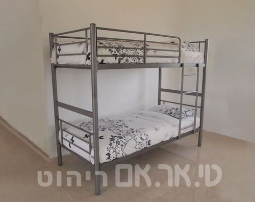 מיטת קומותיים ממתכת