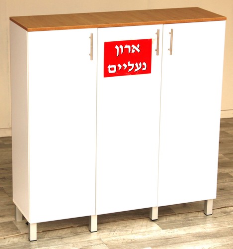 ארון נעליים רוחב 120 גובה 133 לבן אלון