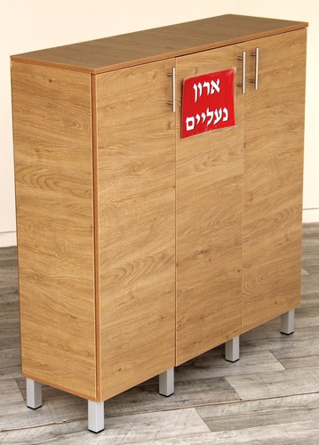 ארון נעליים רוחב 120 גובה 133 הכל אלון
