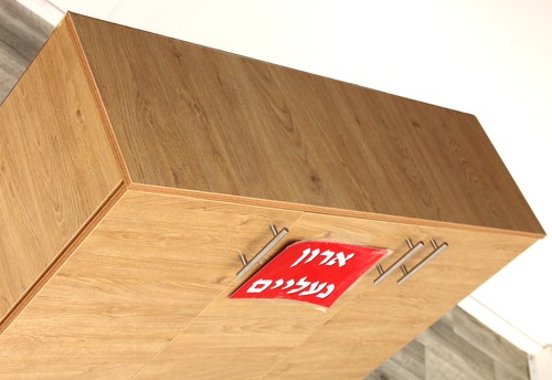 ארון נעליים רוחב 120 גובה 133 הכל אלון