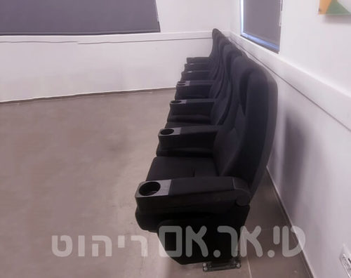 כסא מרופד