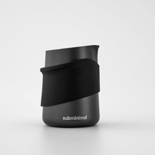 כד הקצפה וחימום חלב של סאבמינימאל ללא ידית Subminimal FlowTip Handleless