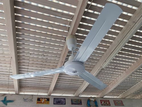  מאוורר תקרתי תעשייתי לבן ״NORDIK INTERNATIONAL PLUS-R 56 Vortice