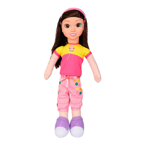 בובה מיכל הקטנה דוברת עברית 
