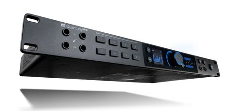 זוית נוספת PreSonus Quantum HD 8 USB-C Audio Interface