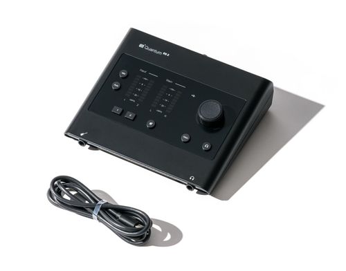 זוית נוספת PreSonus Quantum ES 2 USB-C Audio Interface