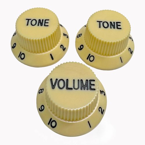 סט 3 כפתורים לגיטרה AX-LA482A501 AxLabs Strat-Style Knob Kit Aged White / Cream w/ Black Font