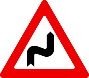 תמרור 104 עקומה ימינה ואחכ  שמאלה