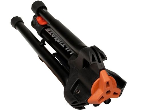 זוית נוספת Ultimate Support AMP-150 Amp Stand