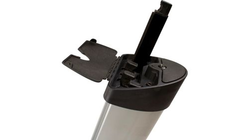 זוית נוספת Ultimate Support Apex AX-48 Pro Silver Column Keyboard Stand