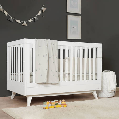 מיטת תינוק דייניז מייסון לבן קלאסי – Dainy’s Maison™ Baby Bed Classic White 130×70 cm